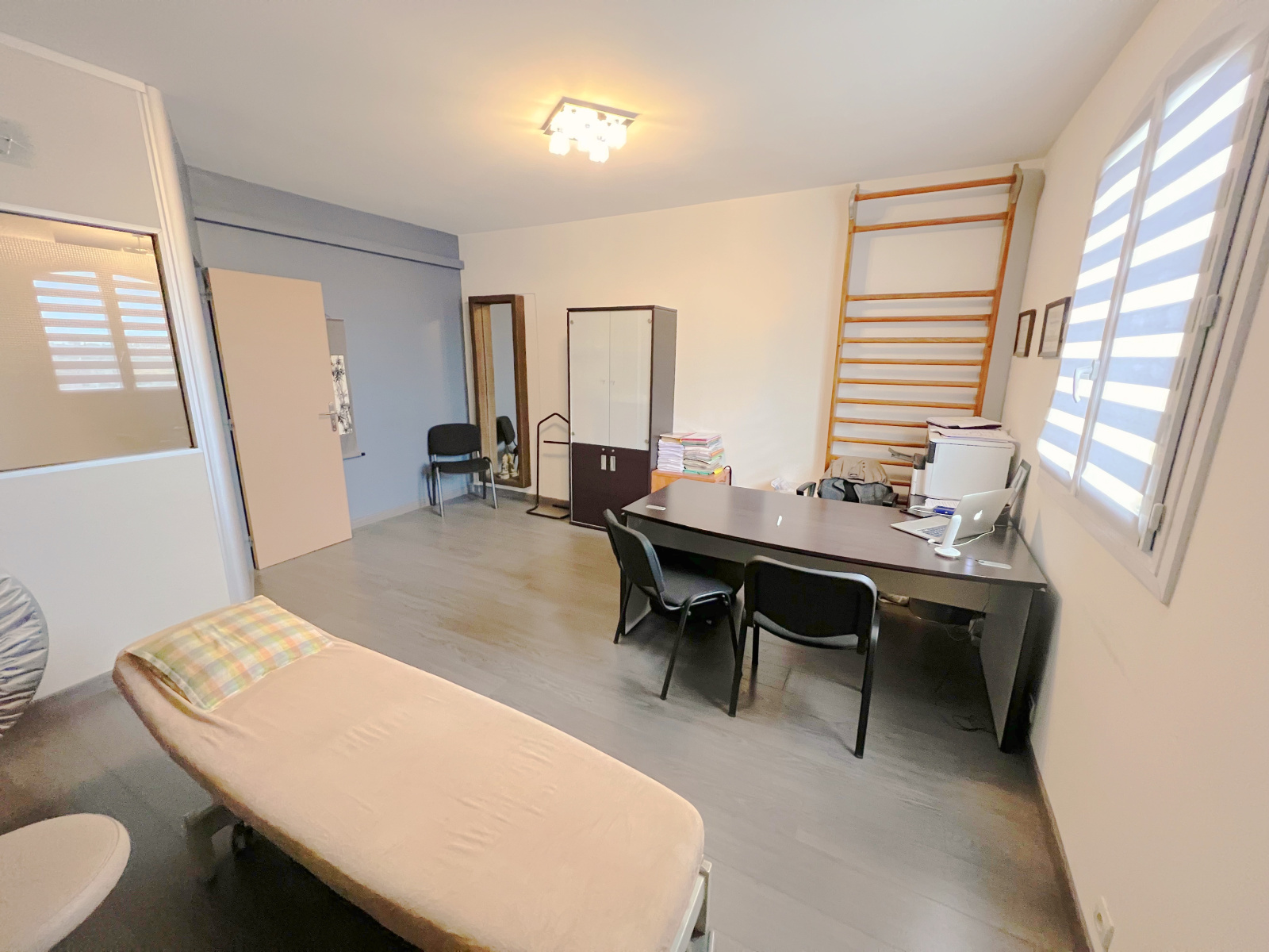 Image_1, Local professionnel, Toulon, ref :AVCO10000037