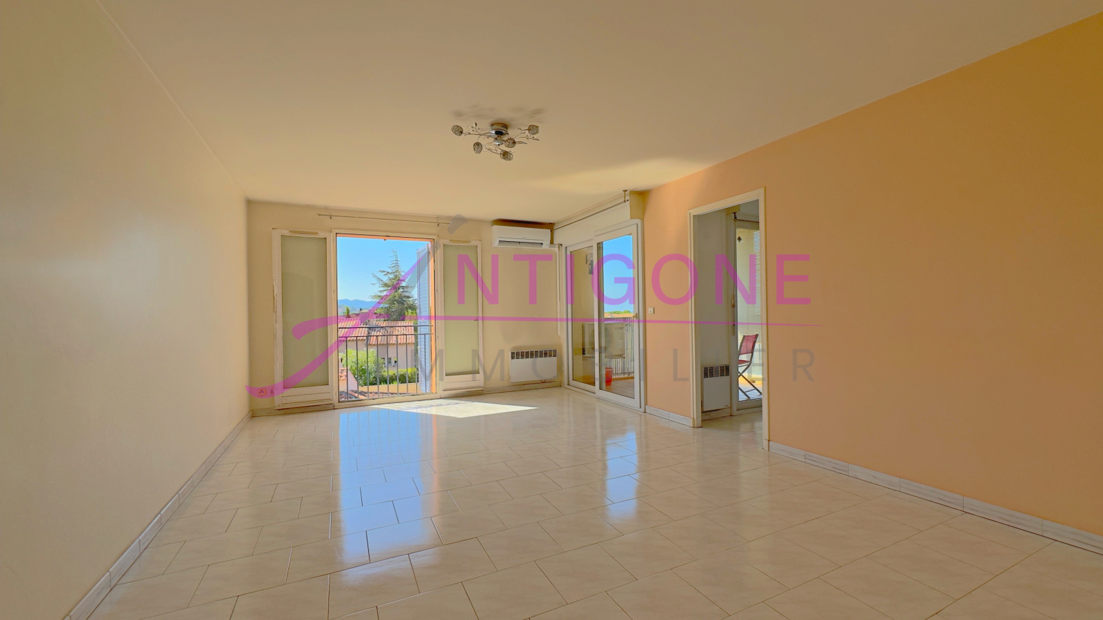 Image_1, Appartement, Sanary-sur-Mer, ref :GPLAP30000352