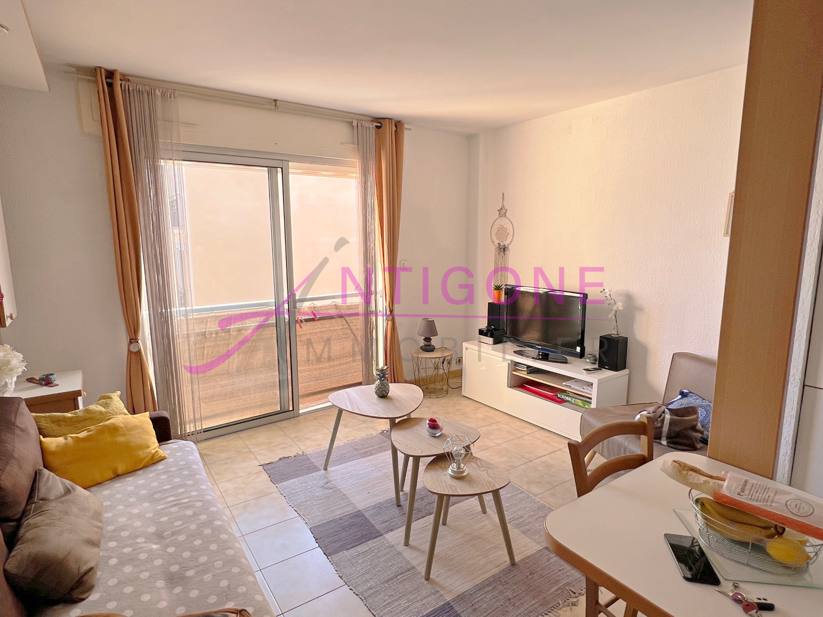 Image_1, Studio, Sanary-sur-Mer, ref :AVST10000021