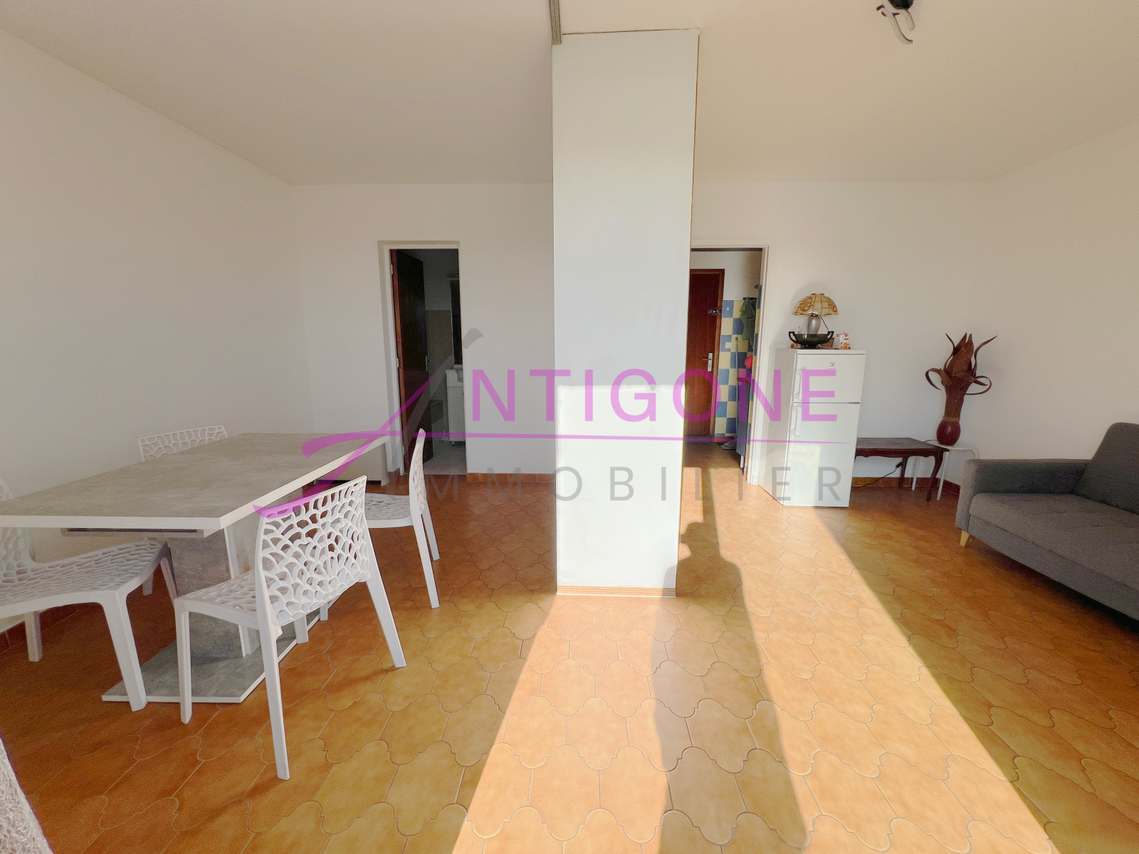 Image_1, Studio, Sanary-sur-Mer, ref :ALST10000234