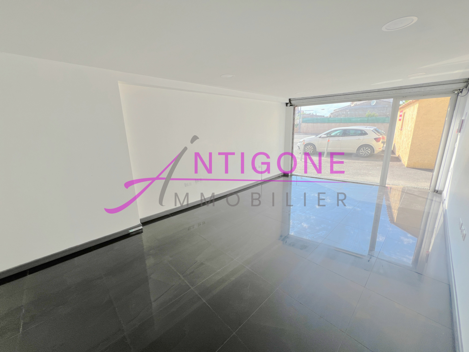 Image_4, Immeuble, Six-Fours-les-Plages, ref :AVCO10000258